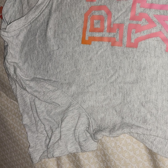 women's shirt made buy pink - Picture 3 of 4